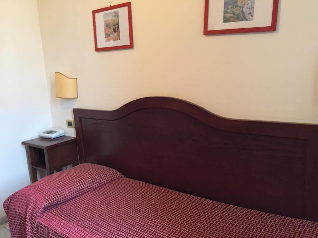 Hotel Albatros Calenzano Eksteriør bilde